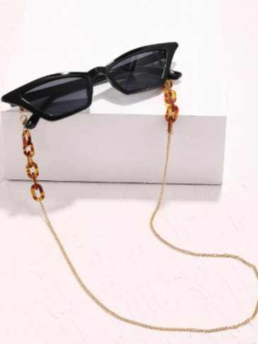 Cat Eye Frame & Fashion Chain Sunglasses - Black Stylord