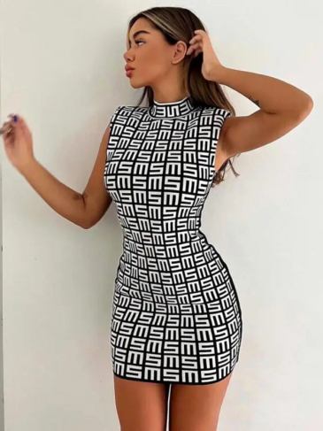 Checkerboard Sleeveless Turtleneck Mini Dress - Black / s Stylord