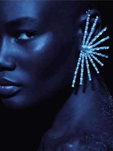 Crystal Irregular Shiny Rhinestone Earrings - Silver Stylord