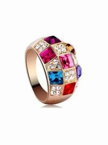 Fashion Crystal Rhinestone Ring - Gold Stylord