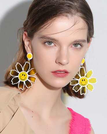 Flowers Smiling Face New Round Earrings - Yellow Stylord