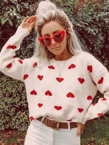 Loose Red Heart Print Sweater - White / One Size Stylord