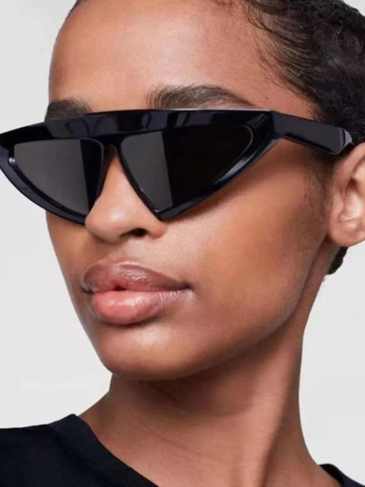 New Fashion Cat Eye Sunglasses - Black Stylord