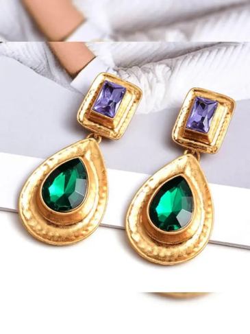 New Style Rhinestone Metal Dangle Drop Earrings - Green Stylord