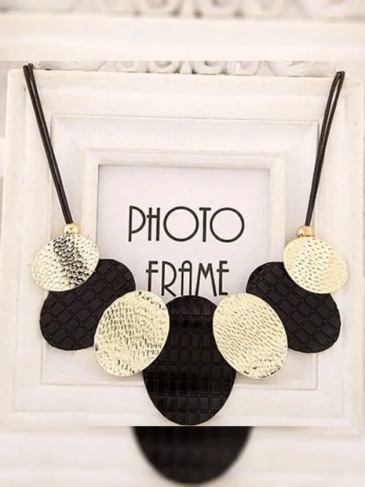 Oval Metal Sheets Necklace/choker - Black Stylord
