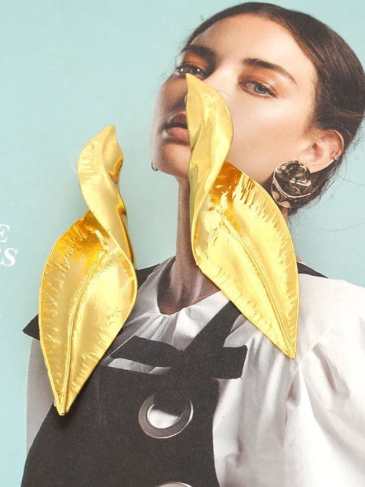 Personality Twisted Gold Color Leaf Earrings - Stylord