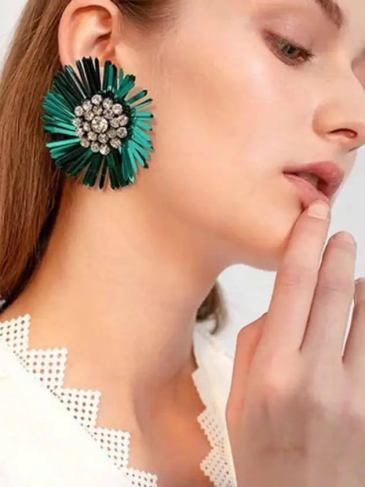 Shiny Sequins Sunshine Stud Earrings - Green Stylord