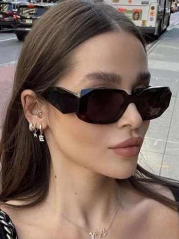 Small Polygon Rectangle Frame Sunglasses - Black Stylord