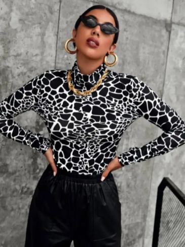 Turtleneck Print Long Sleeve Top - Black / s Stylord
