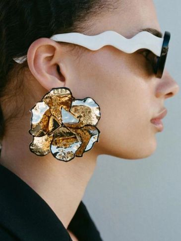 Irregular Metal Flower Earrings