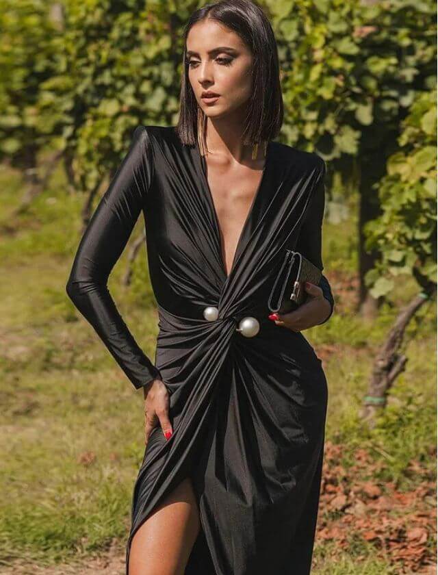 Chic V-Neck Pearl Tight Long Sleeve Maxi Dress - STYLORD Boutique Chic V-Neck Pearl Tight Long Sleeve Maxi Dress - STYLORD Boutique