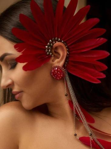 Fashion 1 Piece Red Feather Ear Hook Earrings - Left