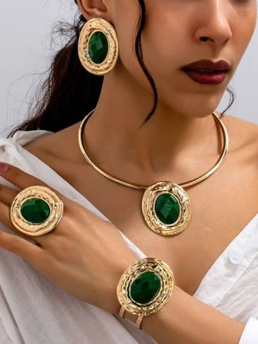 4PCS Exaggerated Heavy Metal Green Jewelry Set